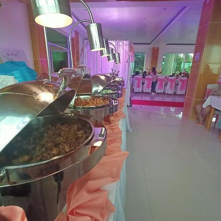เชอรี่ คอร์ตยาร์ด Hotel Puerto Princesa ภายนอก รูปภาพ
