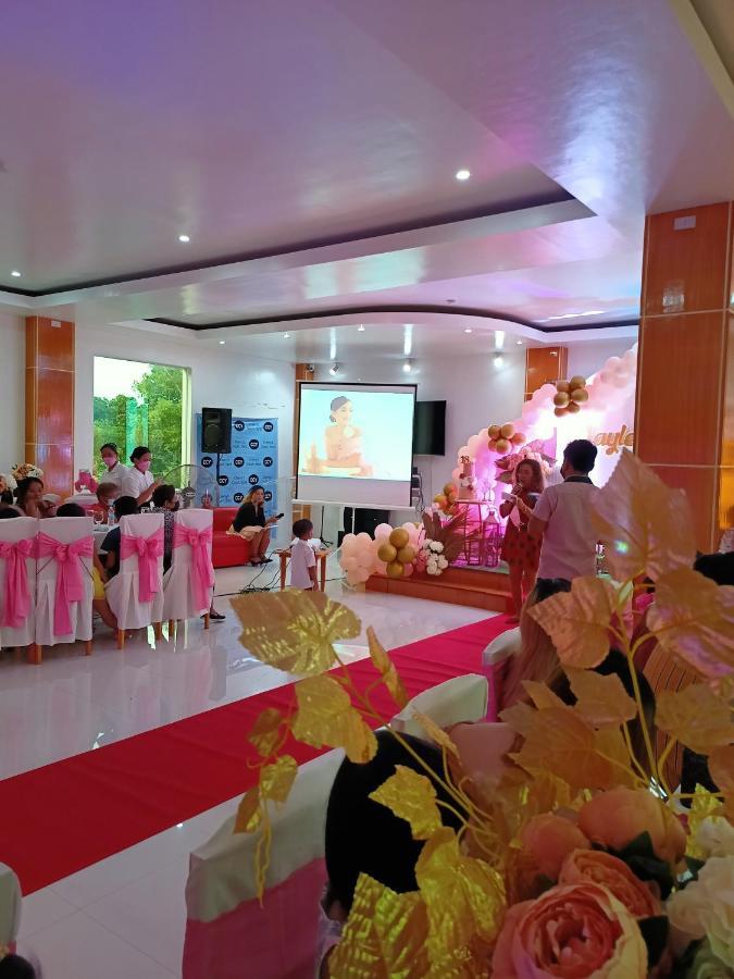 เชอรี่ คอร์ตยาร์ด Hotel Puerto Princesa ภายนอก รูปภาพ