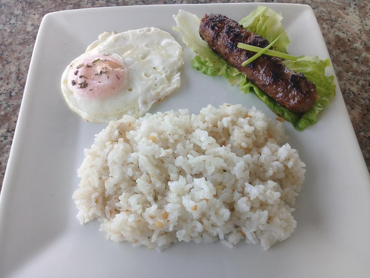 เชอรี่ คอร์ตยาร์ด Hotel Puerto Princesa ภายนอก รูปภาพ