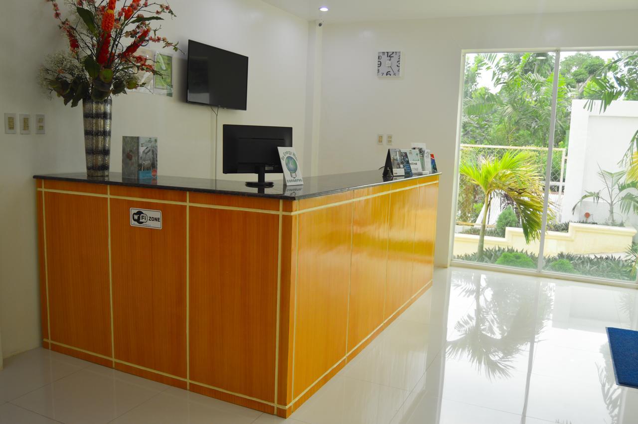 เชอรี่ คอร์ตยาร์ด Hotel Puerto Princesa ภายนอก รูปภาพ
