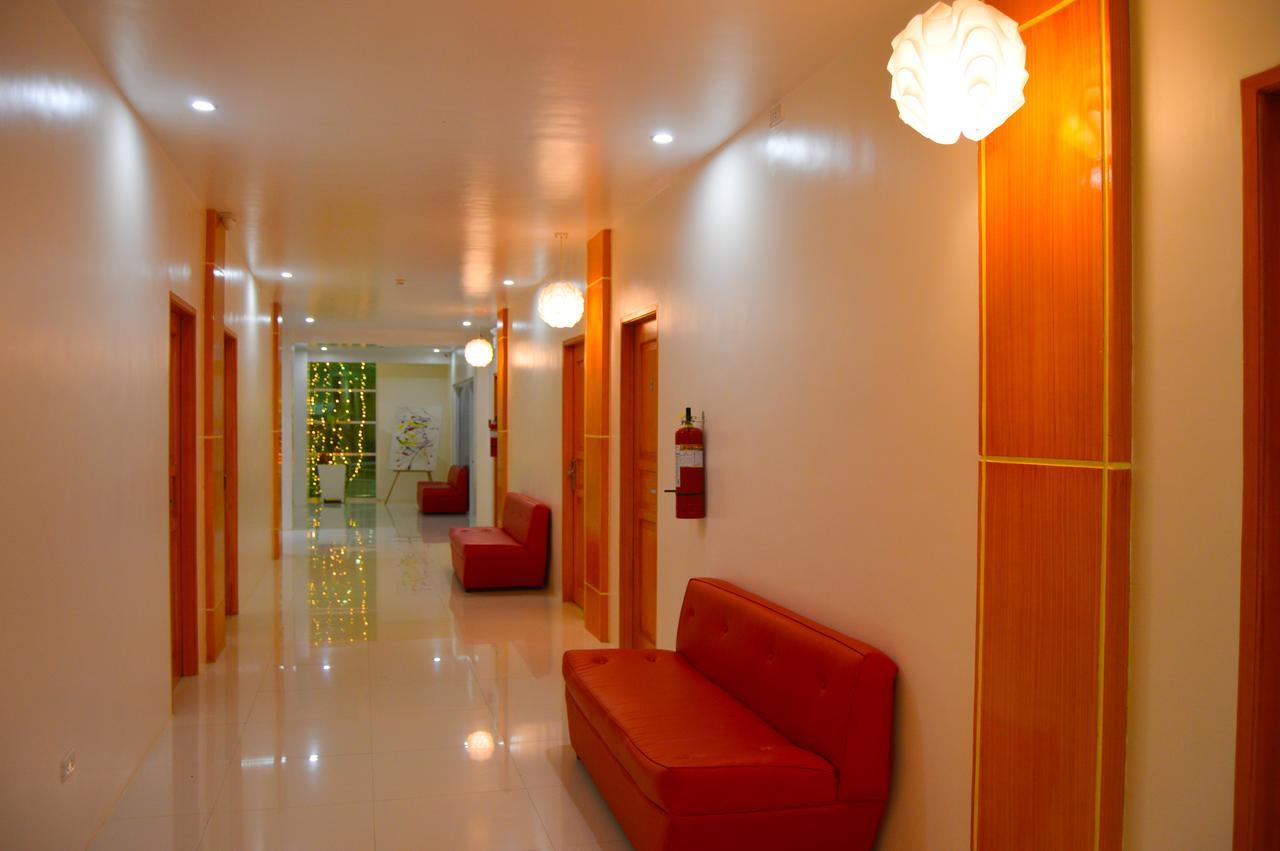 เชอรี่ คอร์ตยาร์ด Hotel Puerto Princesa ภายนอก รูปภาพ