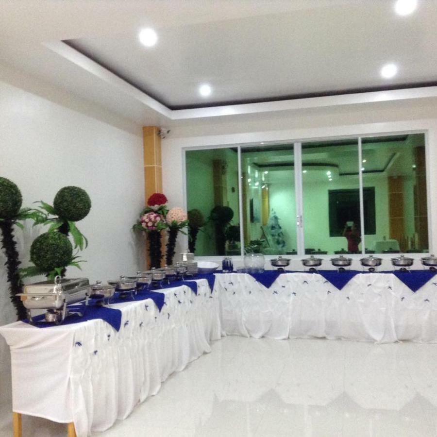 เชอรี่ คอร์ตยาร์ด Hotel Puerto Princesa ภายนอก รูปภาพ
